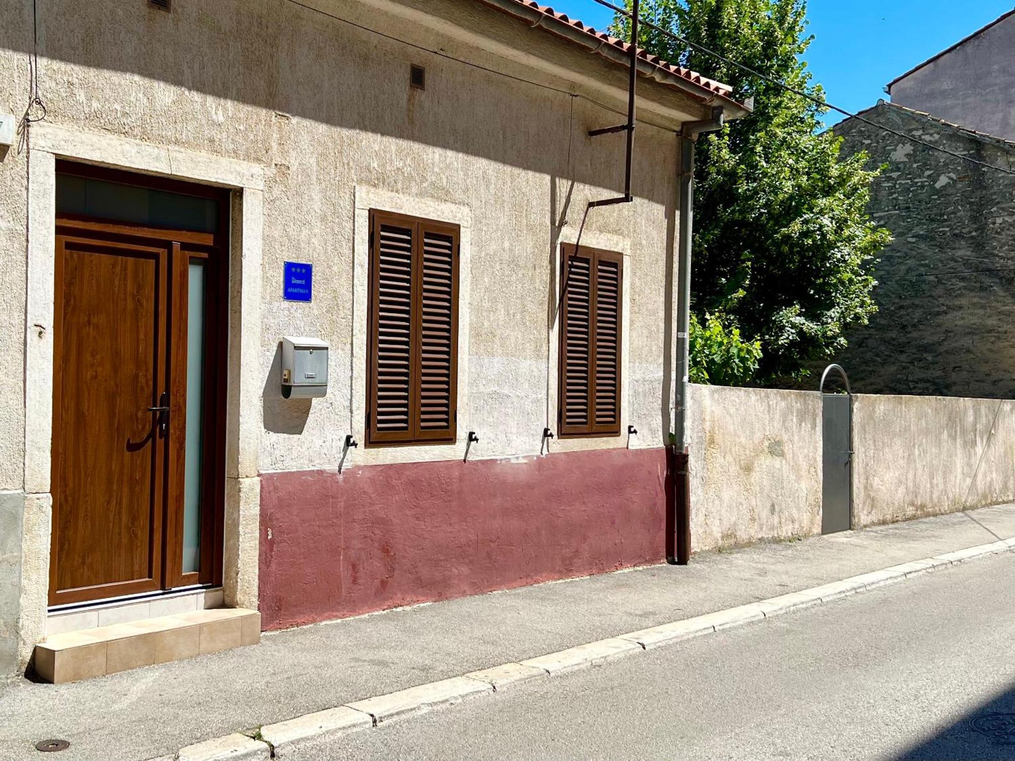 Apartment V&v Pula